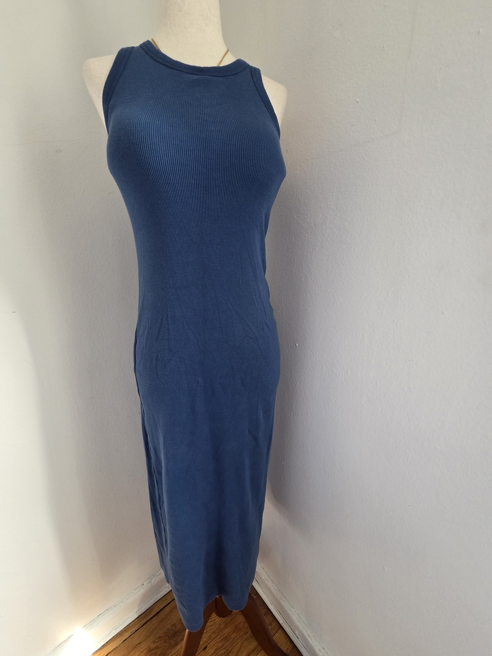 Uniqlo Sleeveless Ribbed Maxi Dress in Navy